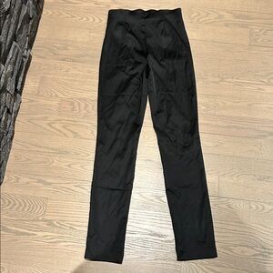 Aritzia Black High-Waist Skinny Pants